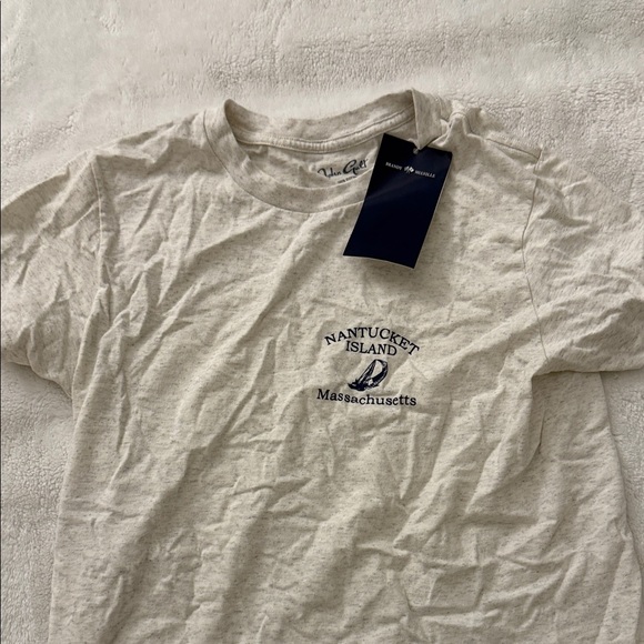 Brandy Melville Nantucket Island Gray T-Shirt - Picture 3 of 5